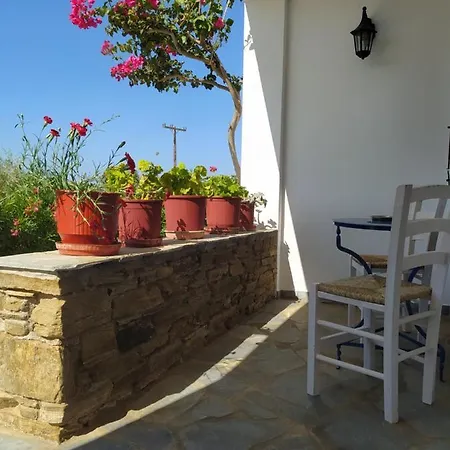 Pantelis Vidalis Apartment Tinos